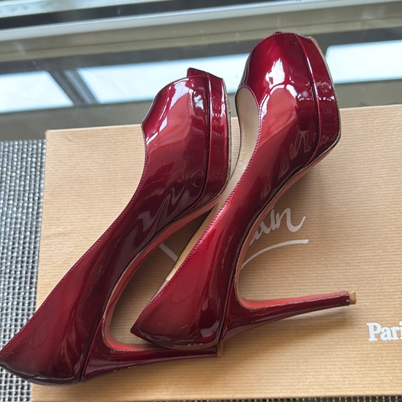 Christian Louboutin Altadama Red Patent Peeptoe - Picture 11 of 11